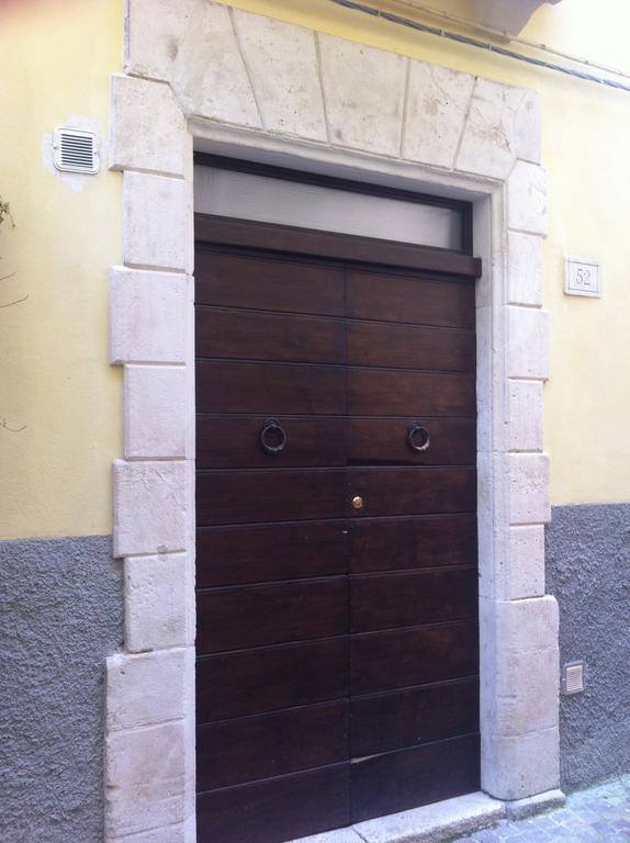 Bed and Breakfast Legacy à Sulmona Chambre photo