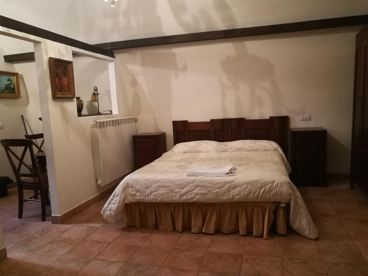 Bed and Breakfast Legacy à Sulmona Extérieur photo
