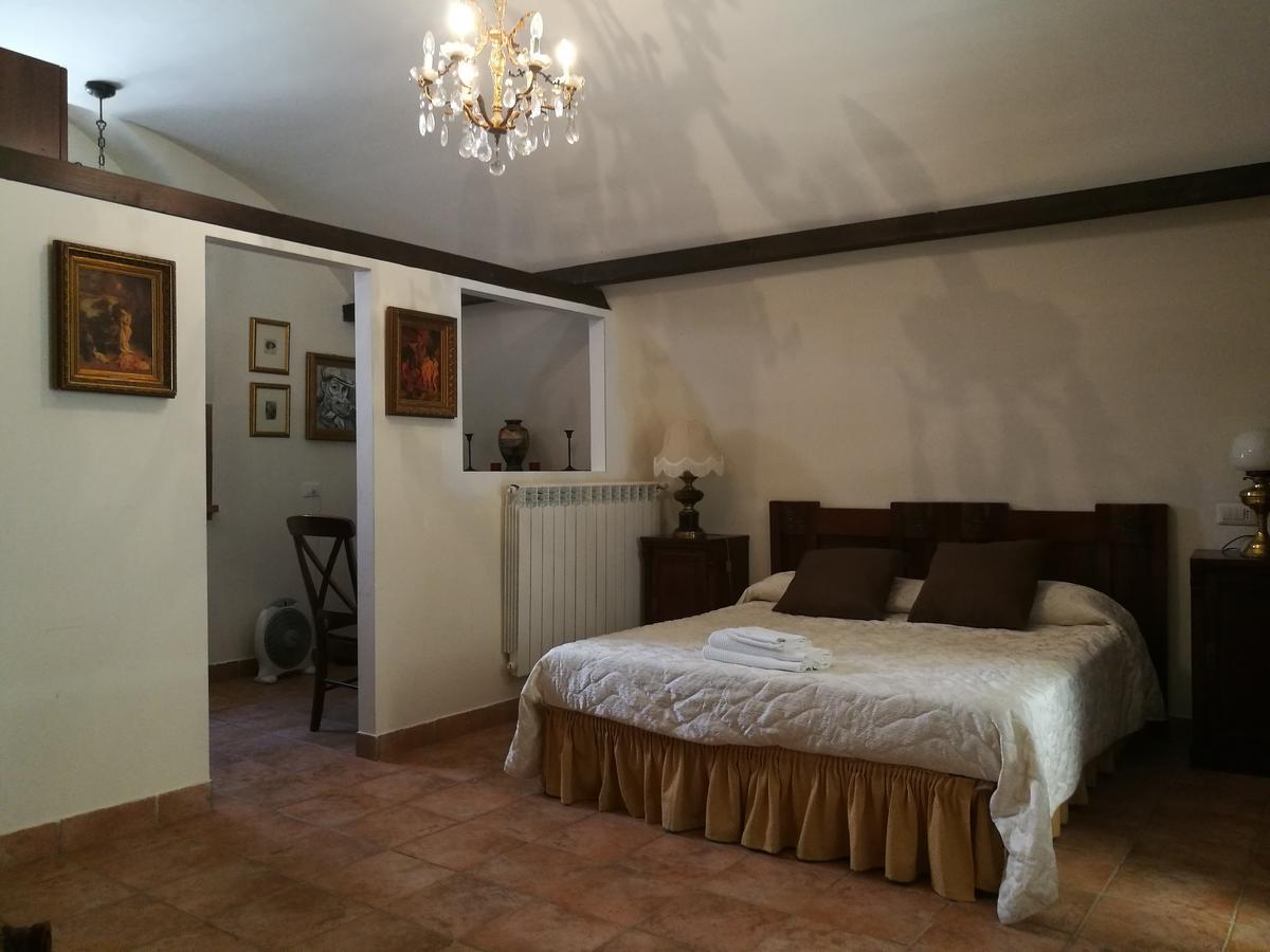 Bed and Breakfast Legacy à Sulmona Extérieur photo