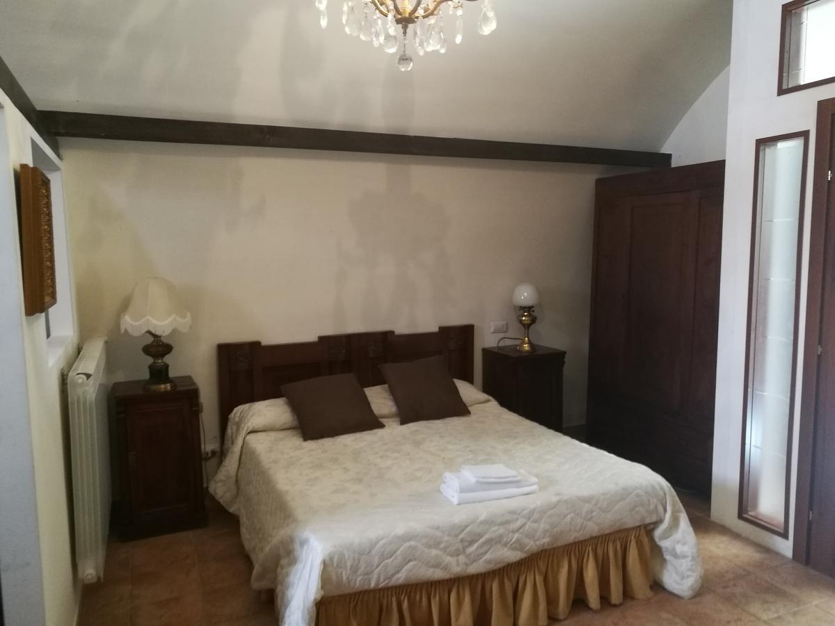 Bed and Breakfast Legacy à Sulmona Extérieur photo
