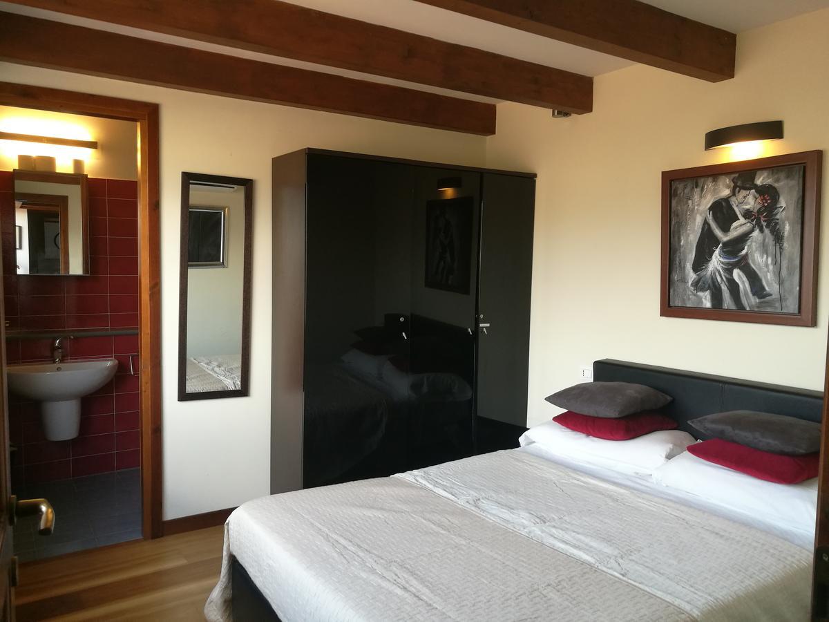 Bed and Breakfast Legacy à Sulmona Extérieur photo
